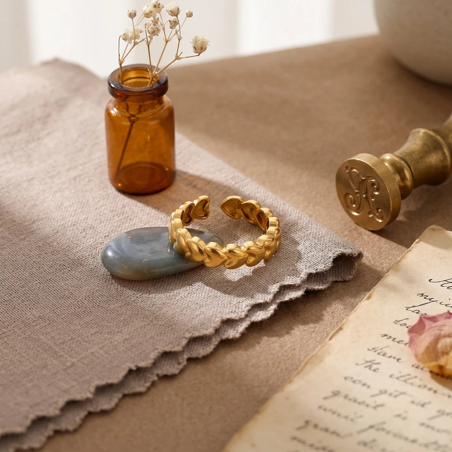 Mohira Ring
